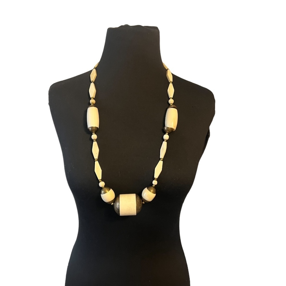 Vintage Art Deco Women's Ivory Tone Long Boho Chunky Bone Retro Beaded Necklace